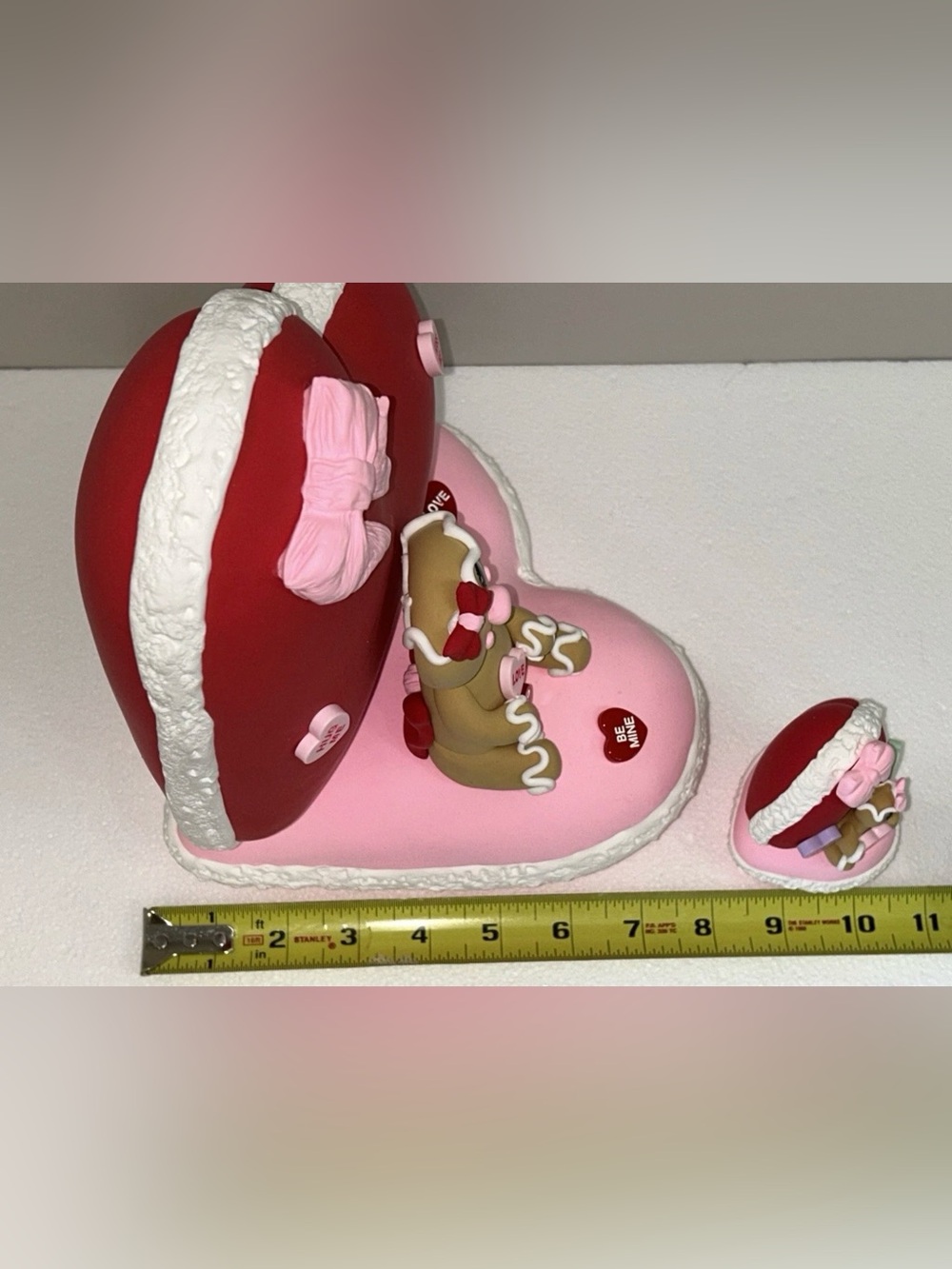 Valentine Heart Display with Pink Bow and Gingerbread Accent Handmade set of 2 - Picture 2 of 4